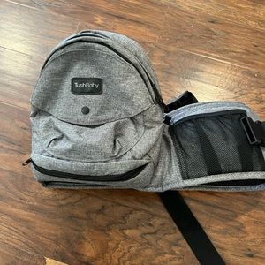 Tushbaby hip carrier grey